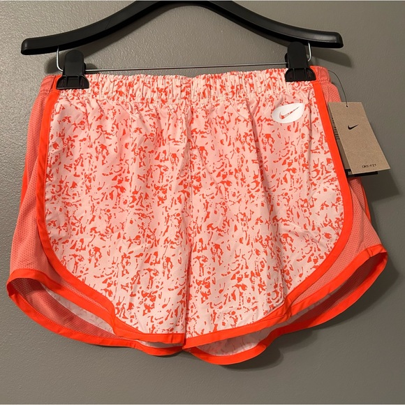 NWT Nike Sz Medium Orange/White Athletic Running Shorts! - Picture 1 of 11